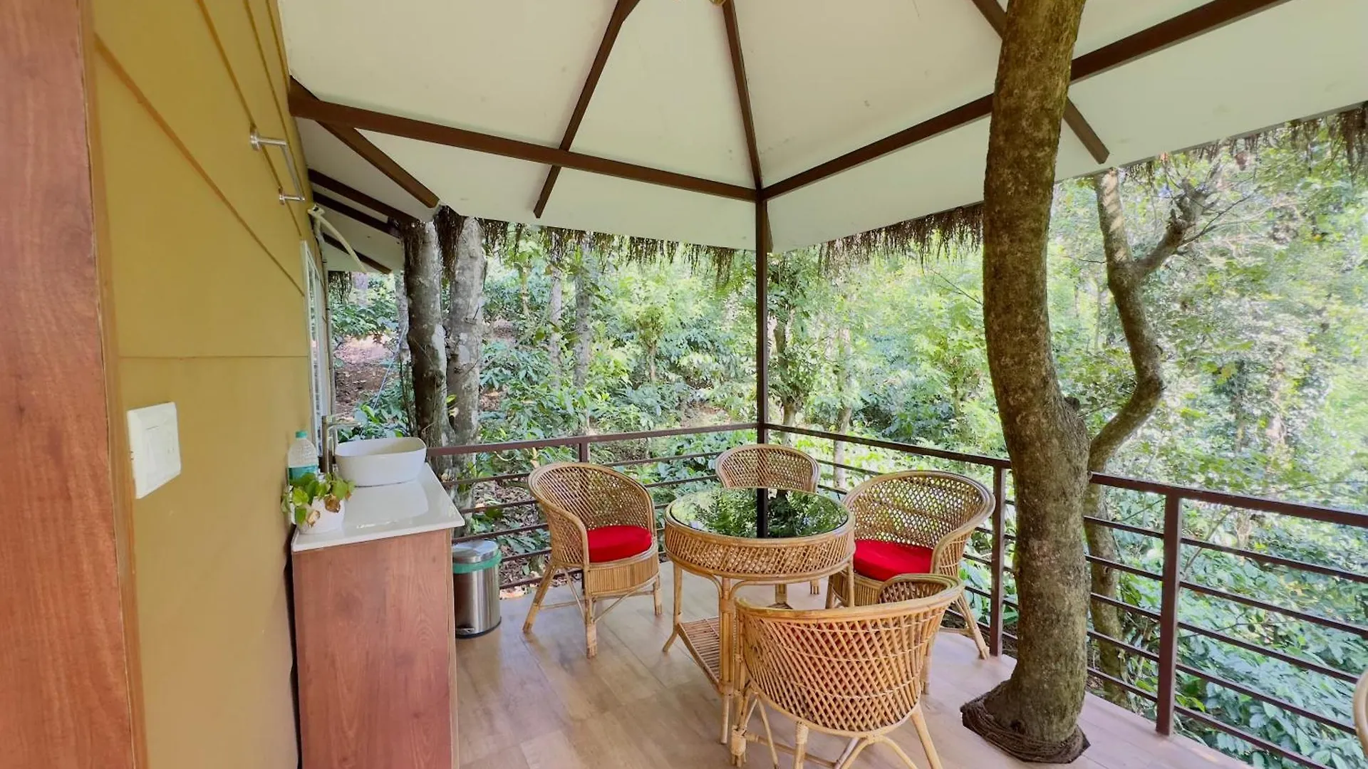 מלון מאננטהוואדי Coffee Cradle Wayanad Luxuorios Private Tree House - Inside 2 Acre Coffee Plantation