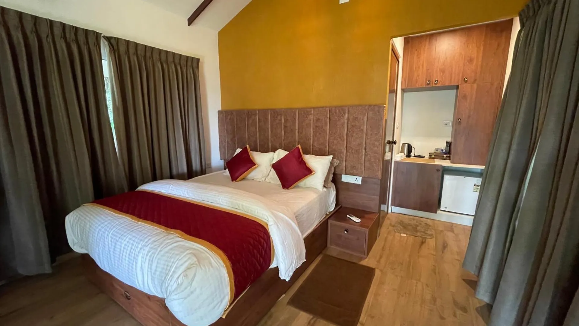 אתר נופש מלון מאננטהוואדי Coffee Cradle Wayanad Luxuorios Private Tree House - Inside 2 Acre Coffee Plantation